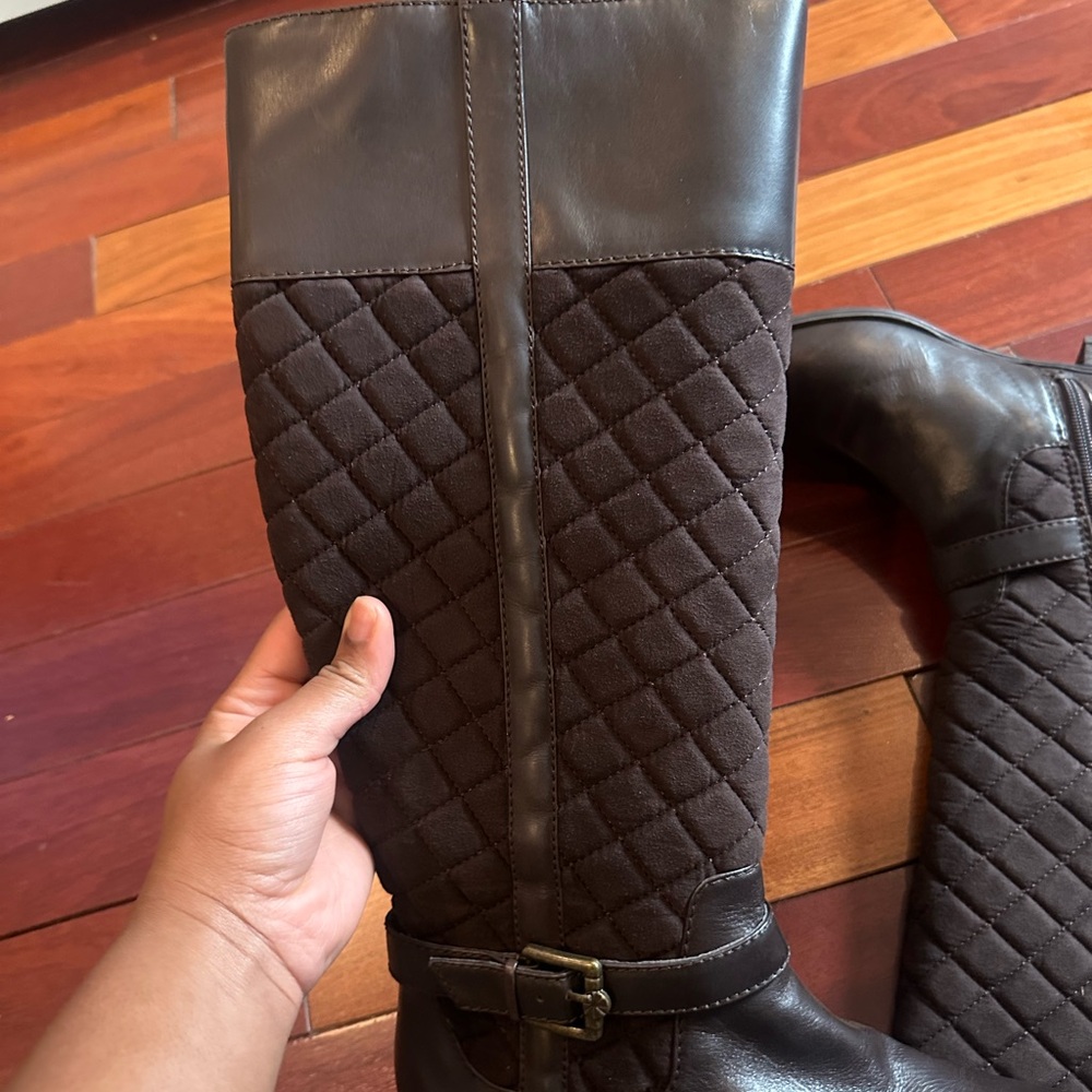 Chic Quilted Dark Brown Boots